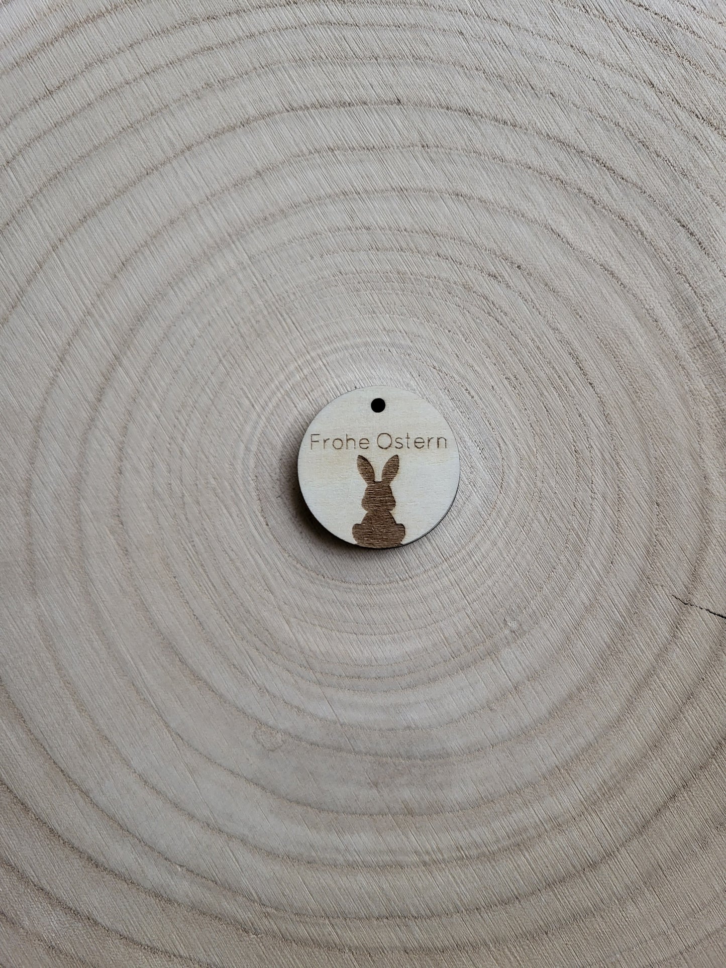 Geschenkanhänger Ostern - Frohe Ostern Hase sitzend