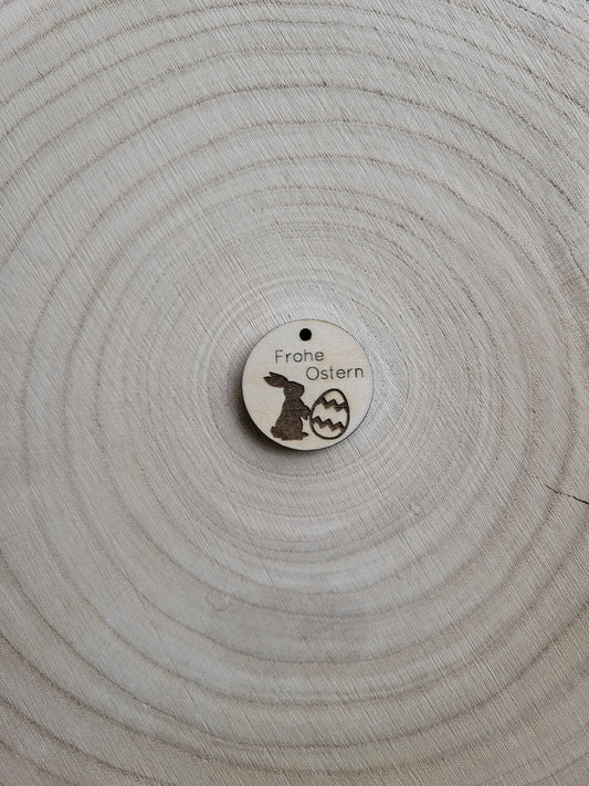 Geschenkanhänger Ostern - Frohe Ostern Hase mit Ei Gewellt