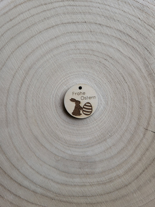 Geschenkanhänger Ostern - Frohe Ostern Hase mit Ei Streifen