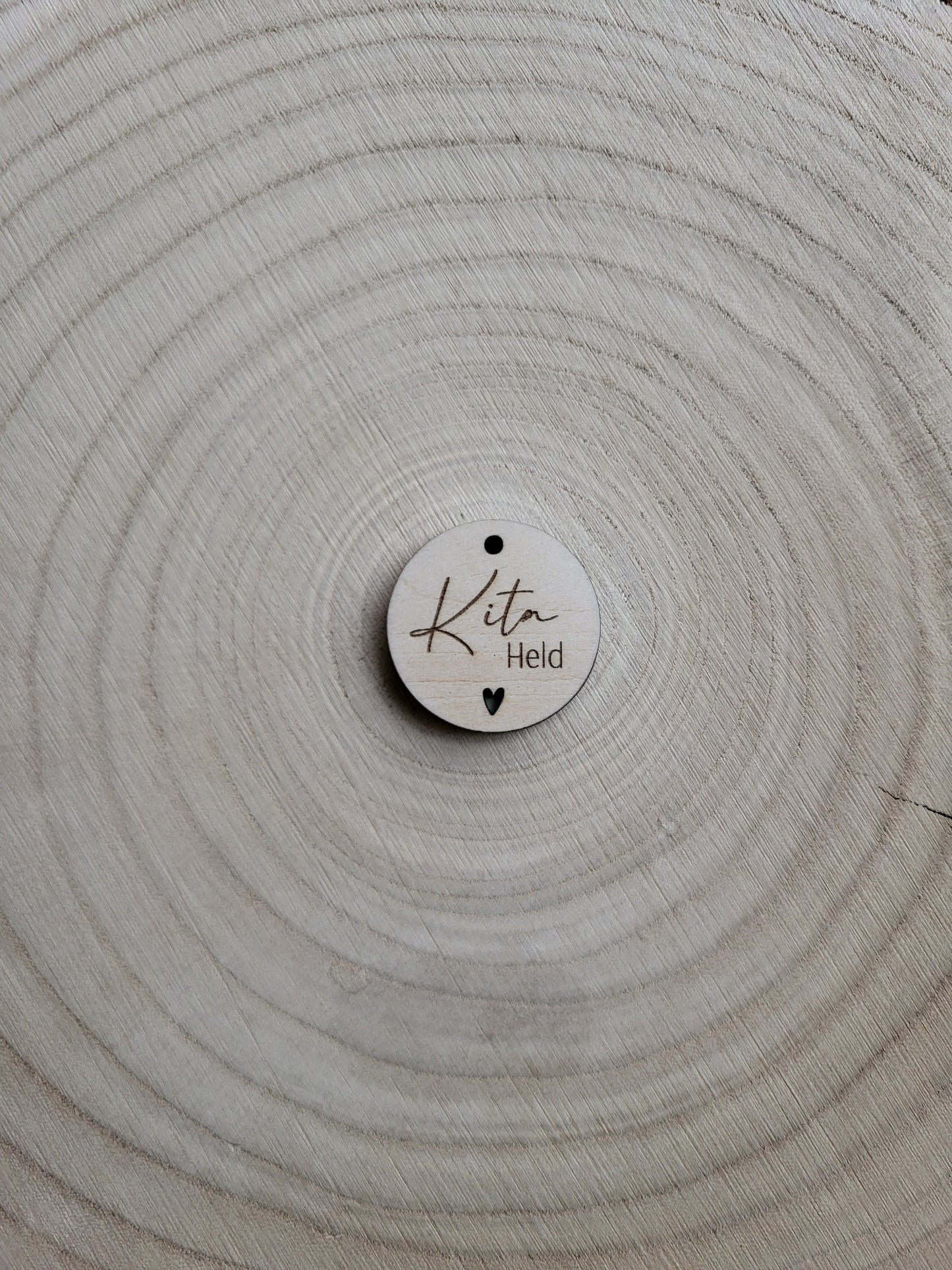 Geschenkanhänger Kindergarten - Kita Held